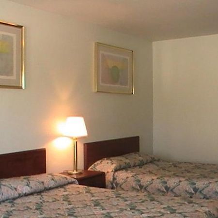 Hometown Inn Galion エクステリア 写真