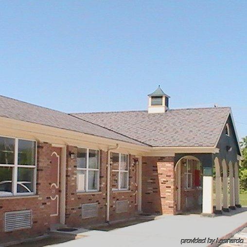 Hometown Inn Galion エクステリア 写真